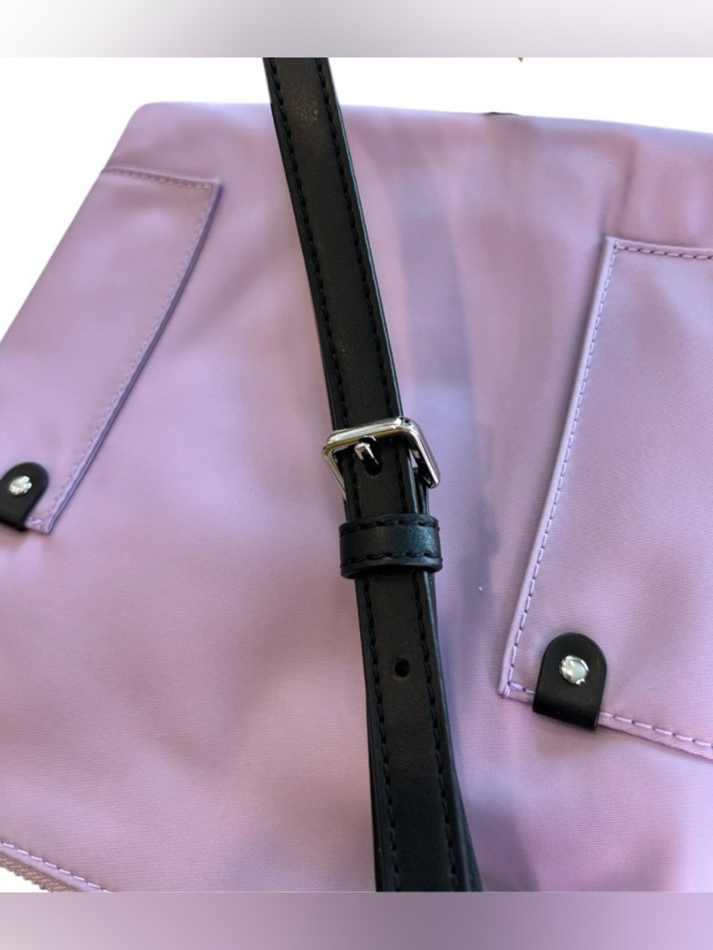 Marc Jacobs Crossbody Bag Lavender, Black Accents Silver Hardware NWT - Picture 4 of 6